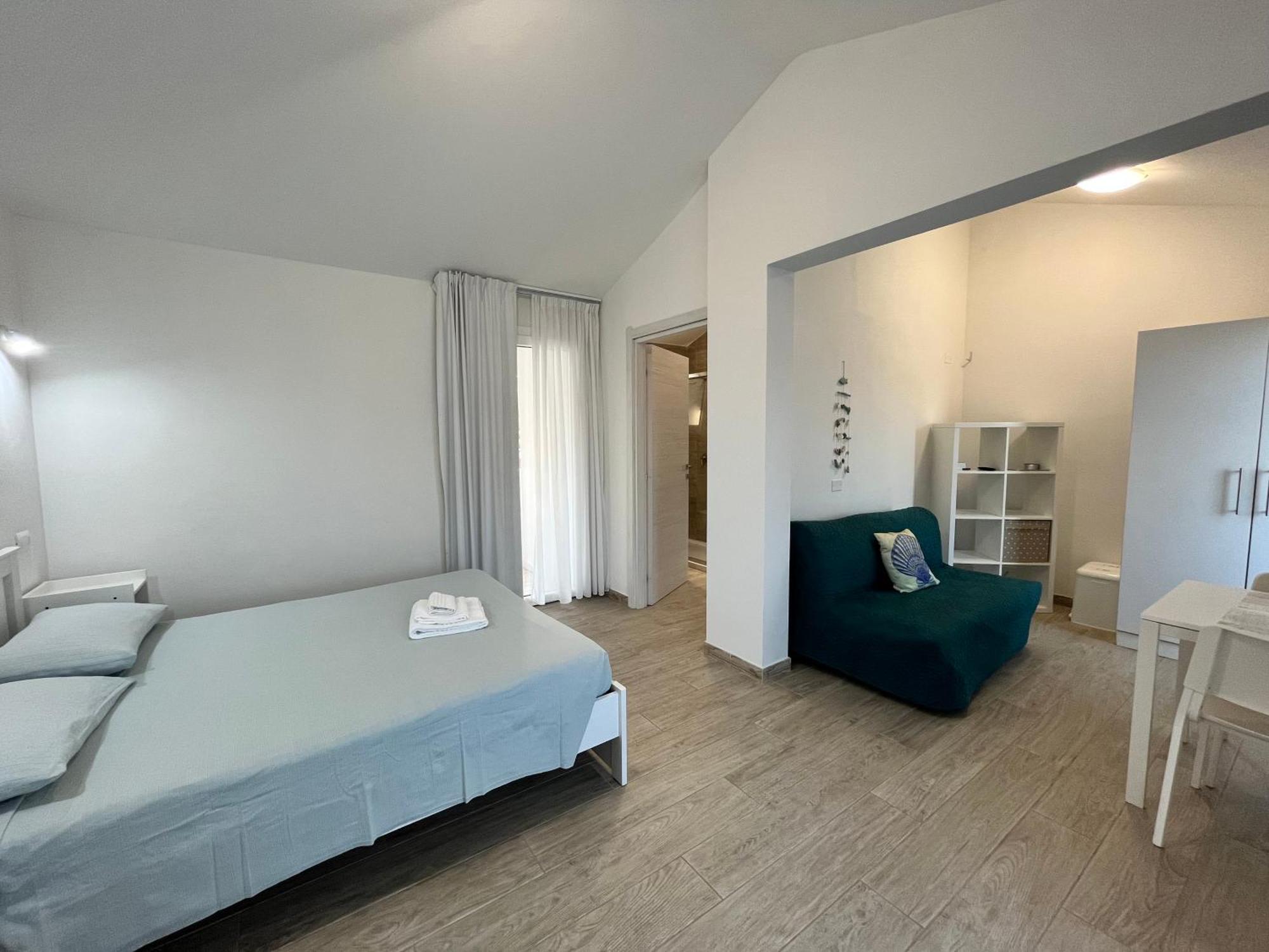 Case Vacanze "Bianco Mare" Porto Pino Exterior photo
